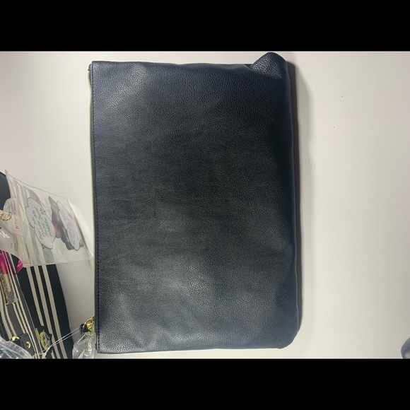 Betsey Johnson Black And White Striped Tote with Patches BRAND NEW WITH TAGS - Picture 3 of 13